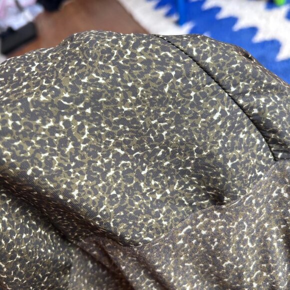 Anthropologie green patterned blouse - Picture 5 of 5